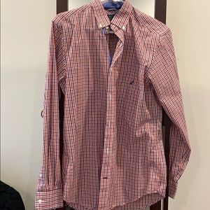 Men’s Nautica dress shirt